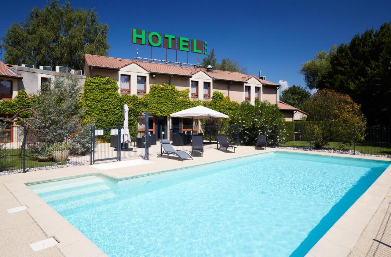 Logis Des Trois Massifs Hotel Claix  ภายนอก รูปภาพ